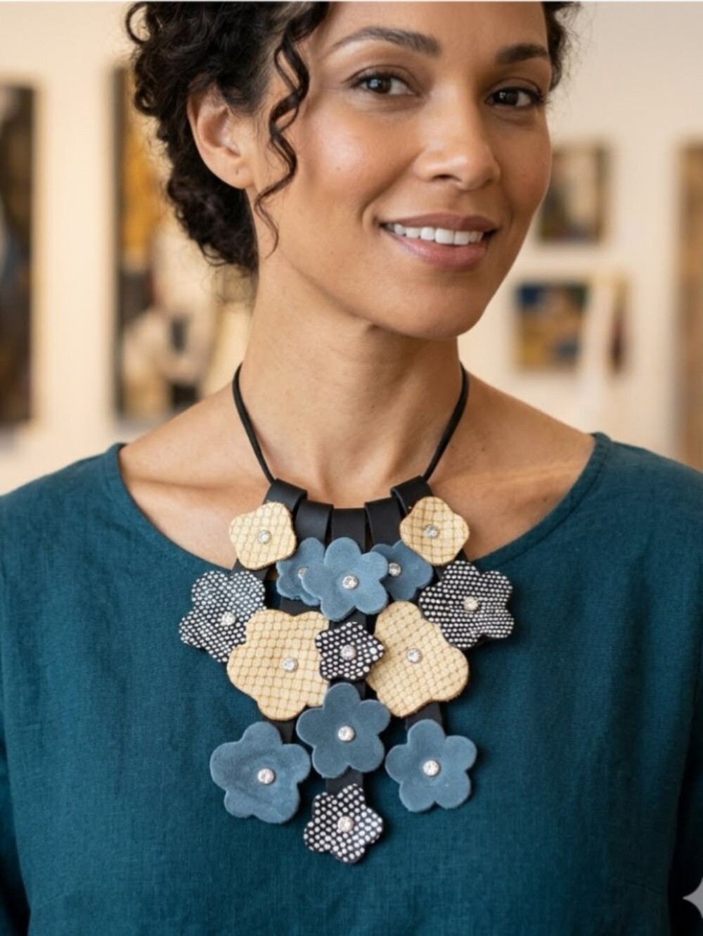 Handmade Genuine Leather 2D Statement Flower Necklace Black Ivory
